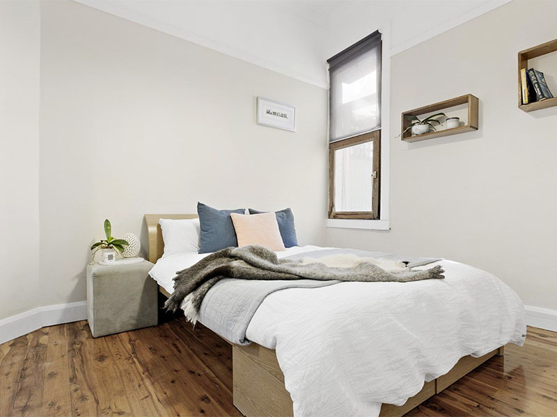 Auction Bidding in Inner City, Sydney - Bedroom