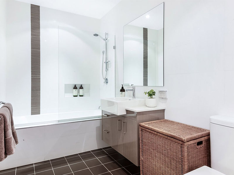 Auction Bidding in St Peters, Sydney - Bathroom