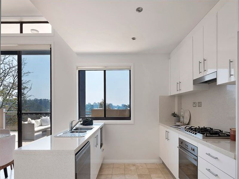 Auction Bidding in Pymble, Sydney - Kitchen