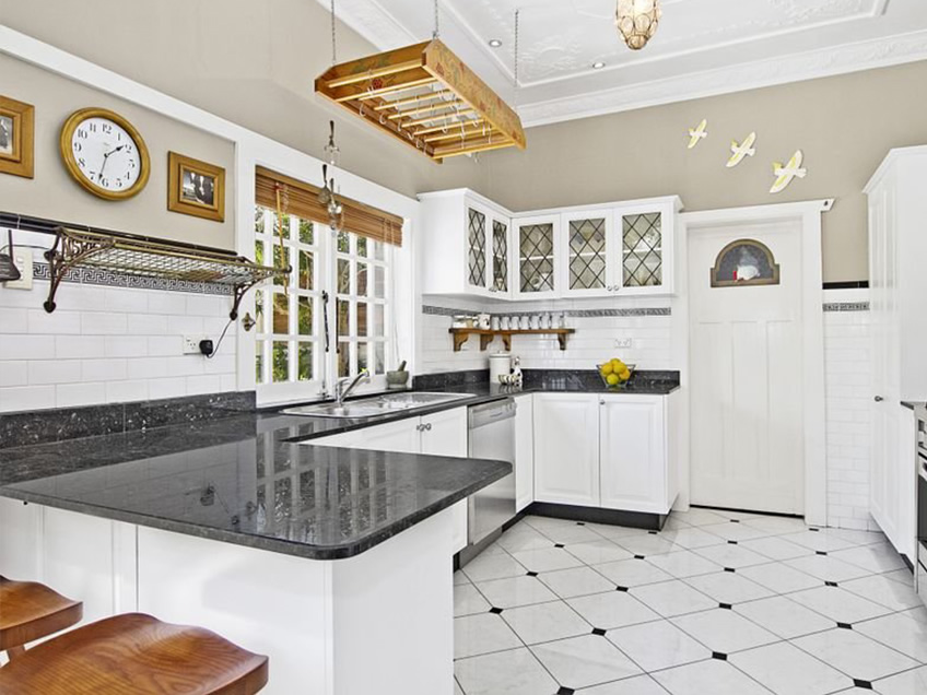 Auction Bidding in Bondi Junction, Sydney - Kitchen