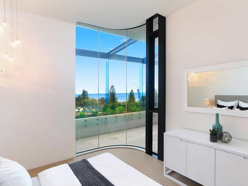 Auction Bidding in Bondi Beach, Sydney - Bedroom