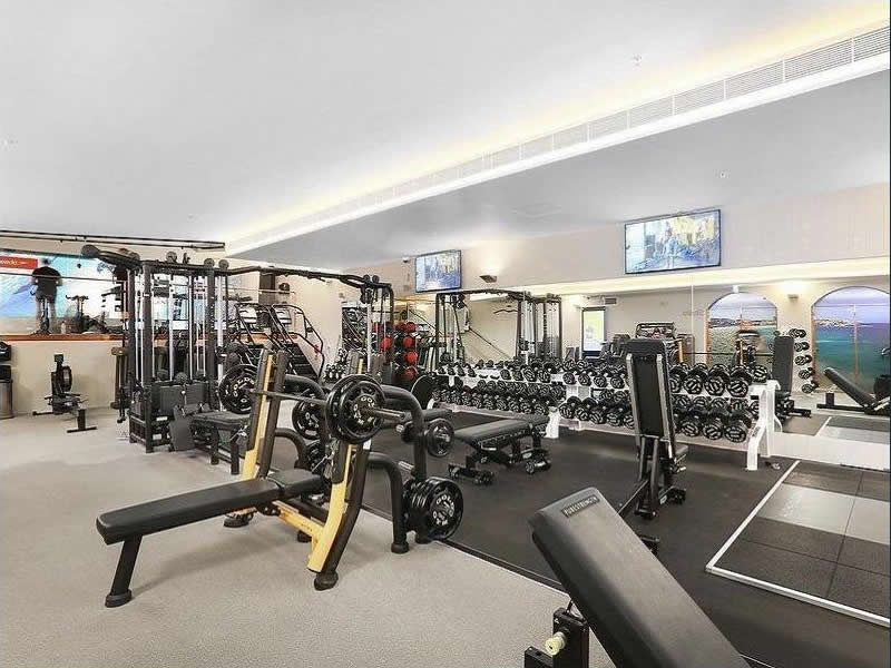 Auction Bidding in Bondi Beach, Sydney - Gym